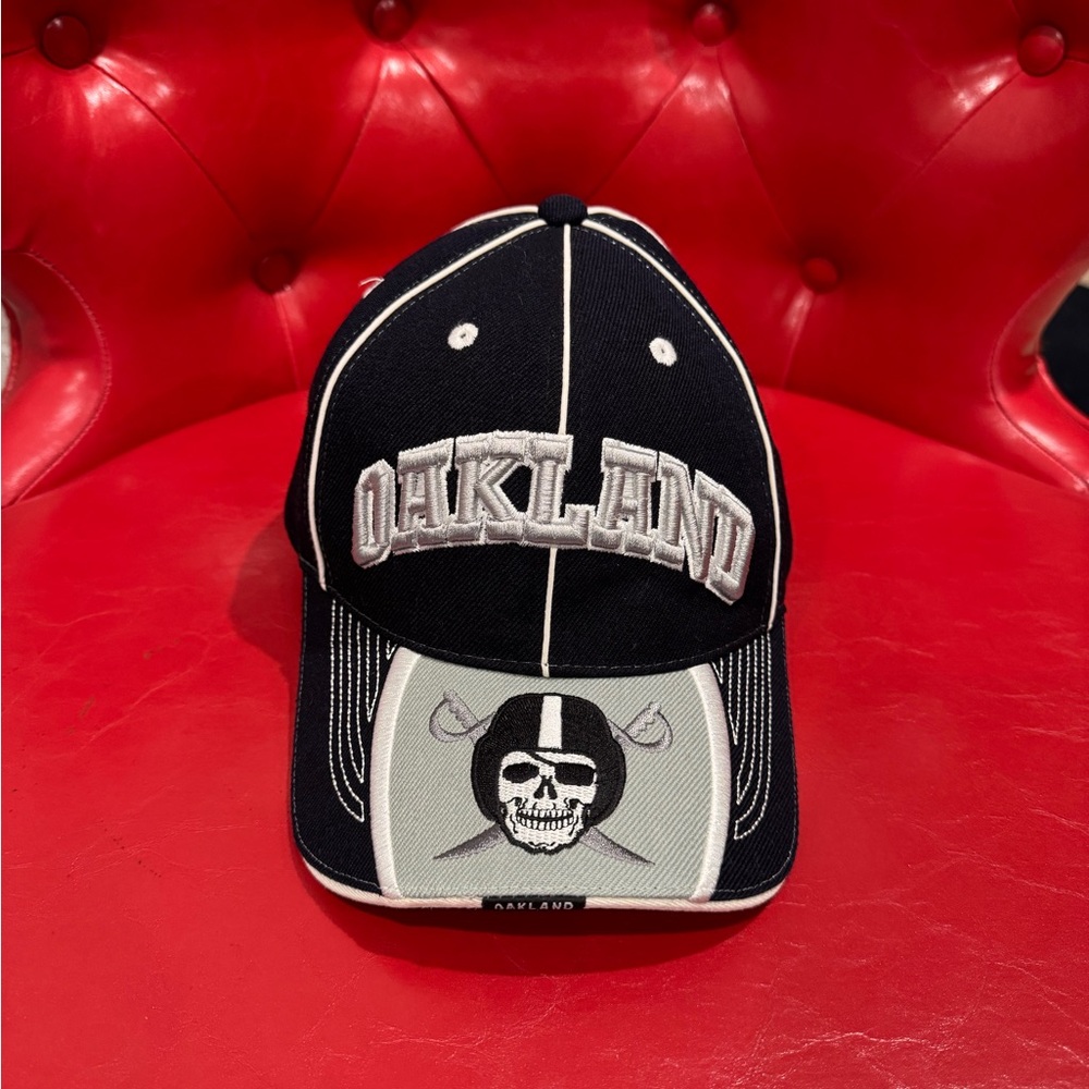 Tony Hawk Oakland Kids Hat - Black and White